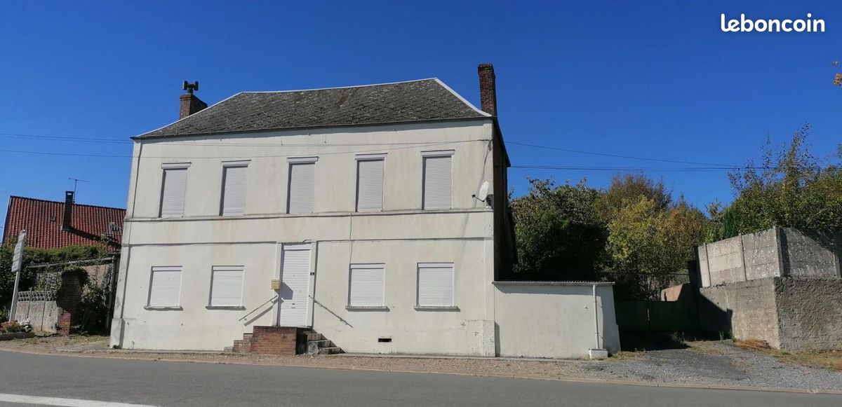 Maison 6 pièces 160 m² · à Grougis · 160 m² · 76 000 €
