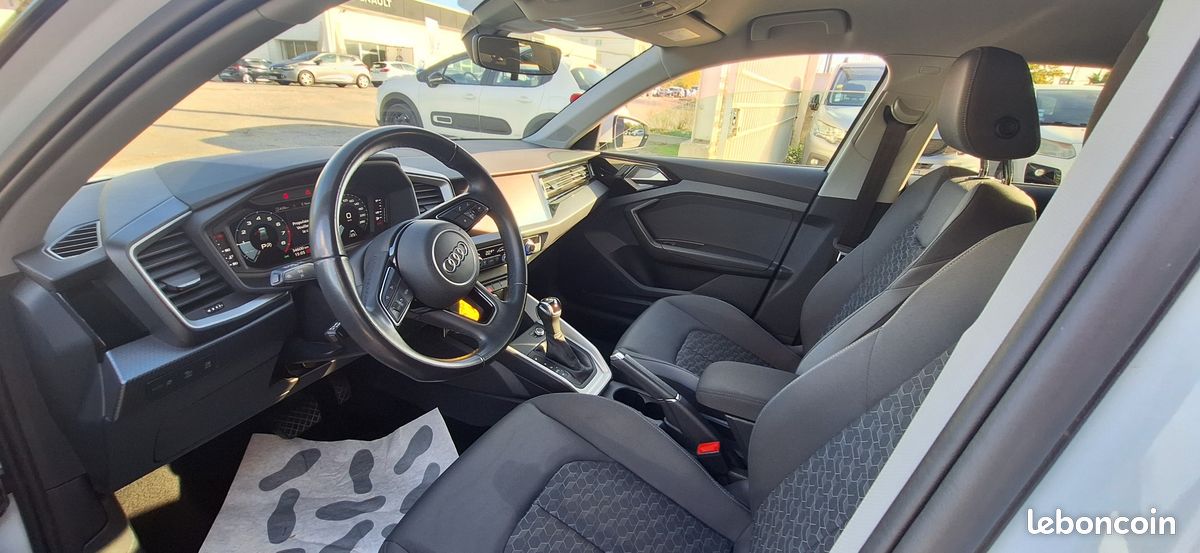 Audi A1 Sportback II 30 TFSI 110ch Advanced 2 S tronic 7 (image 5)