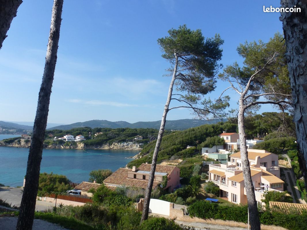 Duplex 200m2 à 20 m de la baie de Cousse (image 1)