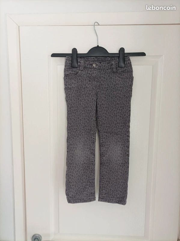 Pantalon gris / brun léopard doublé violet fille 4/5 ans (image 1)