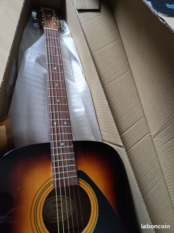Guitare acoustique yamaha F310 brown sunburst (image 3)