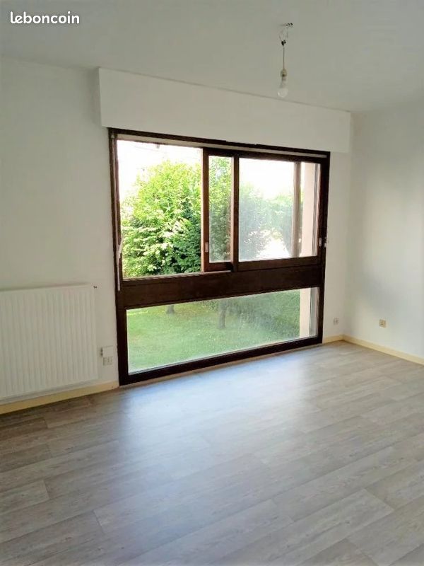 Appartement 1 pièce 27 m² · à Grenoble · 27 m² · 414 €