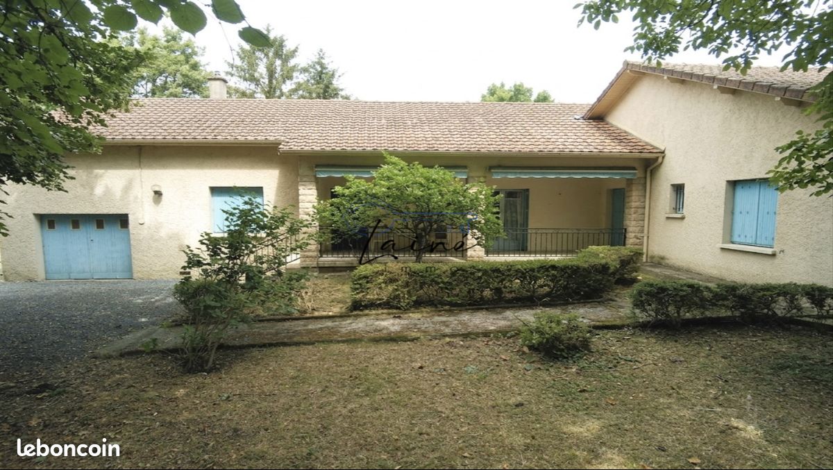 Maison 8 pièces 160 m² · à Bergerac · 160 m² · 160 000 €