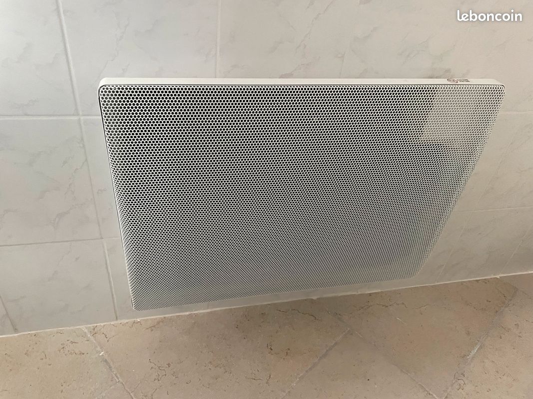 Radiateurs 1000 W, 1500 W et 2000W (image 1)