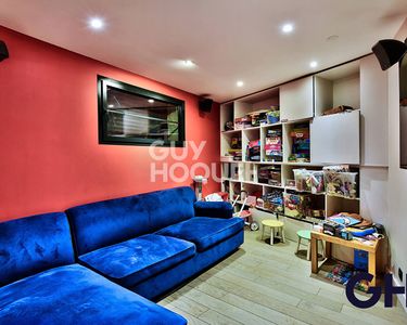 Maison 1 350 000 € - 270 m²