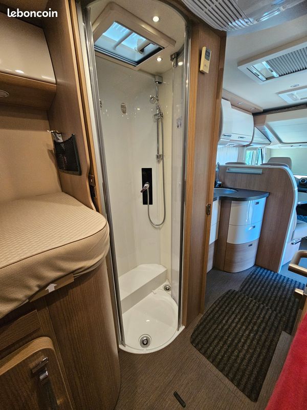 CAMPING CAR Mercedes Carthago Lits Jumeaux (image 15)