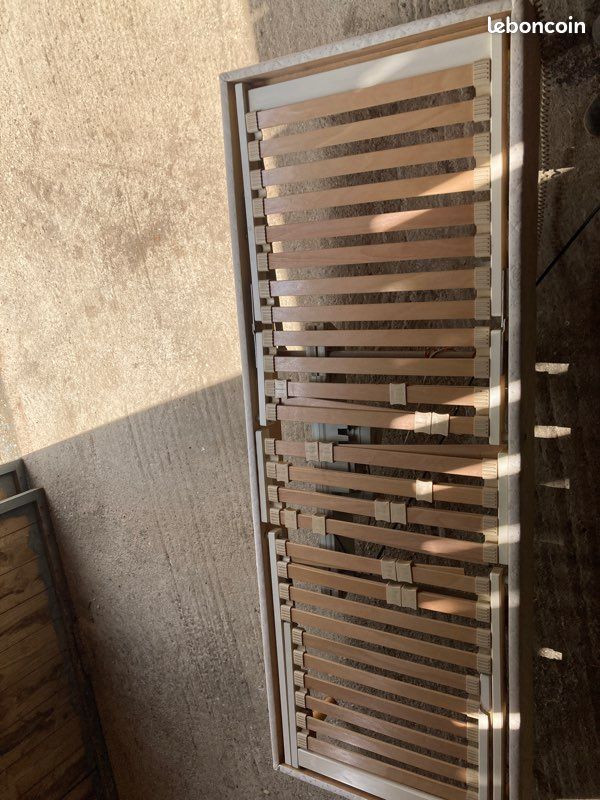 Sommier à lattes électrique avec matelas (image 1)