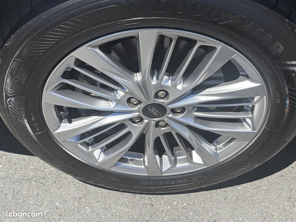 Ford Kuga (PHASE 3) 2,5 DURATEC 225 PHEV VIGNALE BVA (image 7)
