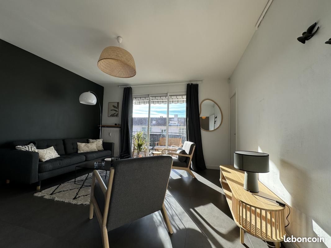 Appartement 5 pièces 81 m² · à Aix-en-Provence · 81 m² · 1 690 €