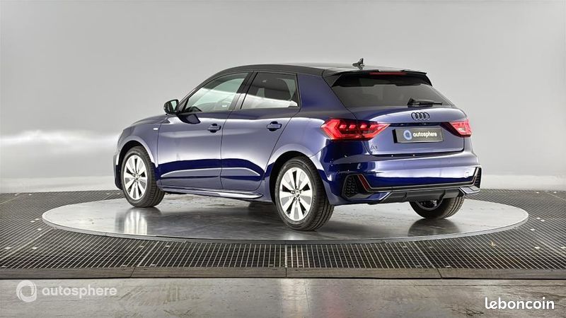 Audi A1 Sportback 25 TFSI 95ch S line S tronic 7 (image 8)