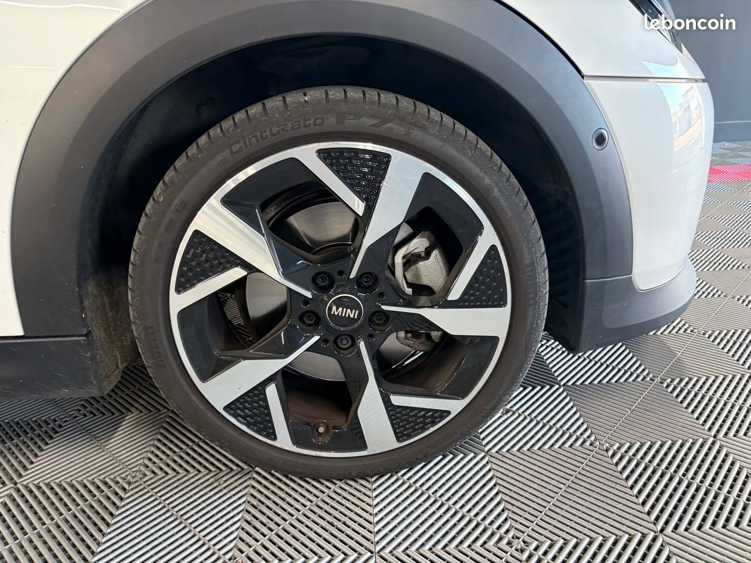 Mini COOPER Cooper C Favoured (image 13)