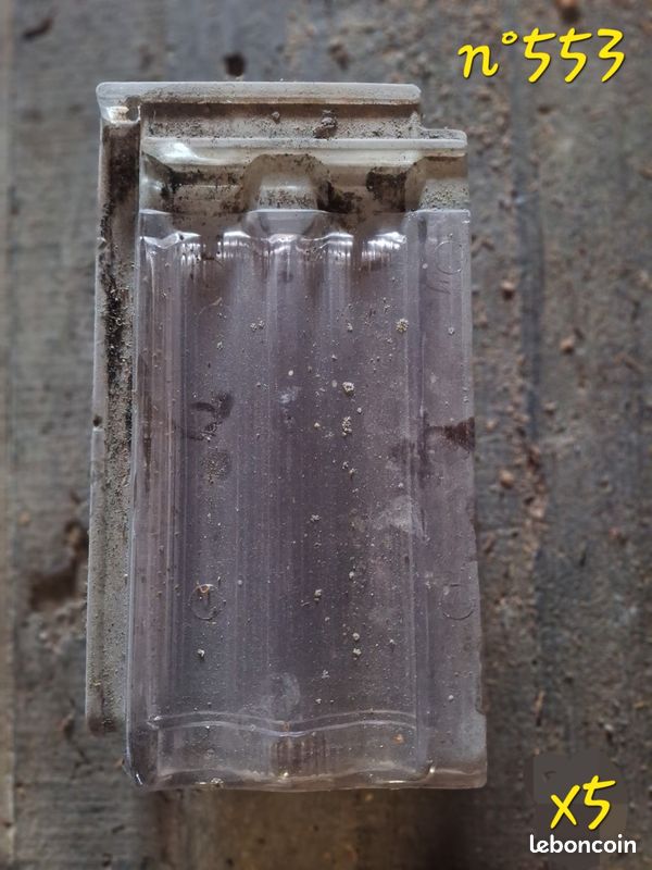 Tuille verre 553 (image 1)