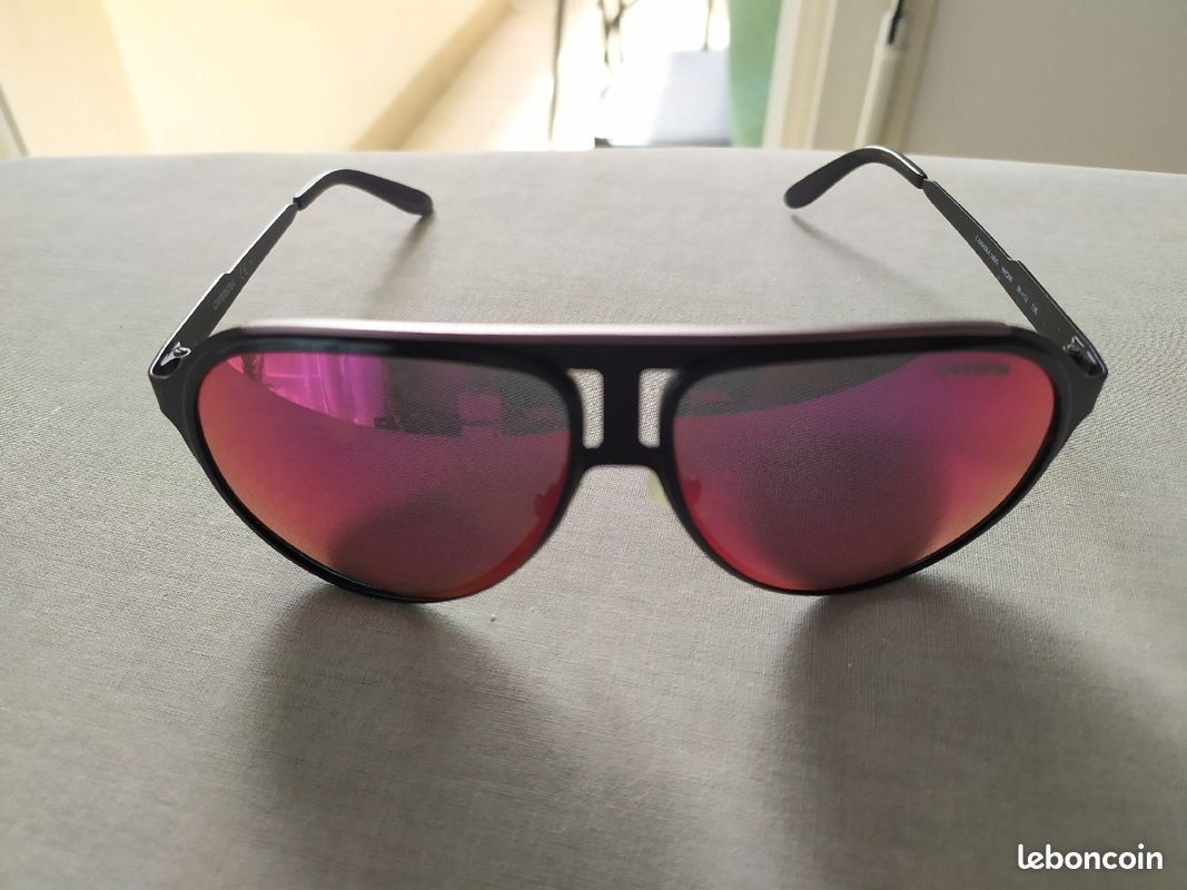 Lunettes de soleil Carrera (image 1)