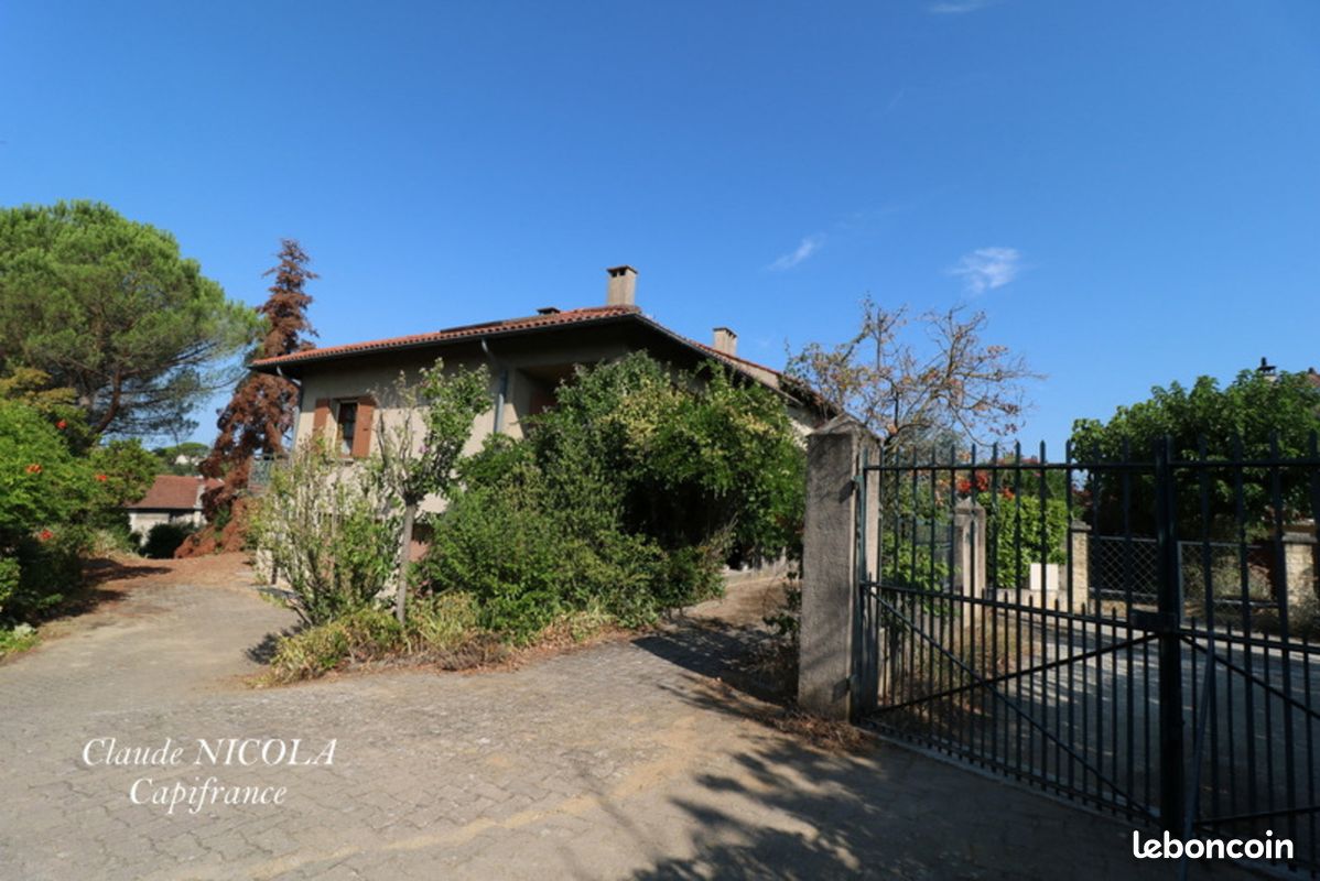Maison 7 pièces 212 m² · à Bourg-de-Péage · 212 m² · 360 000 €