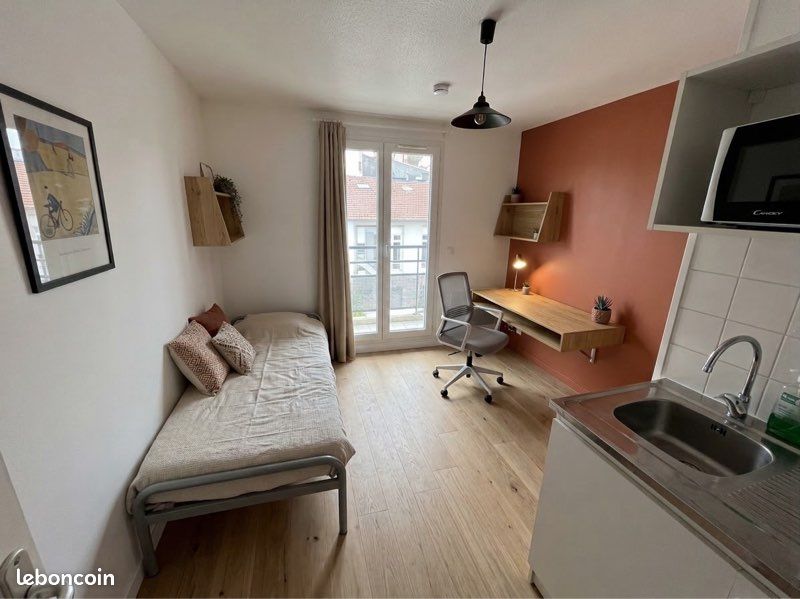 Appartement 1 pièce 19 m² · à Saint-Étienne · 19 m² · 400 €/mois