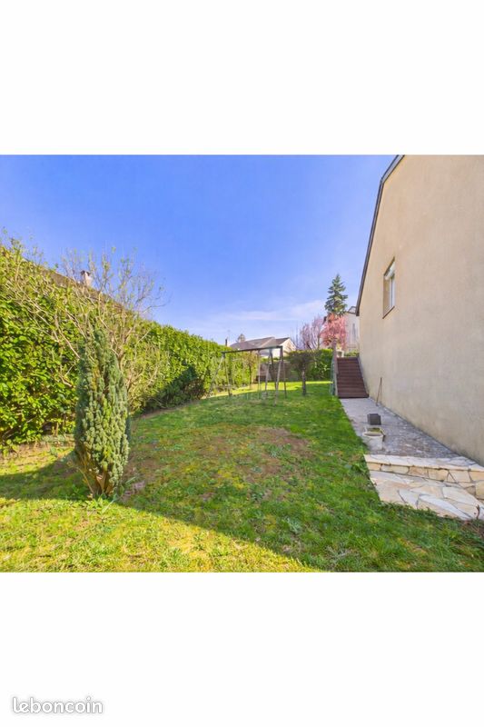 Maison 4 pièces 100 m² · à Flavin · 100 m² · 218 000 €