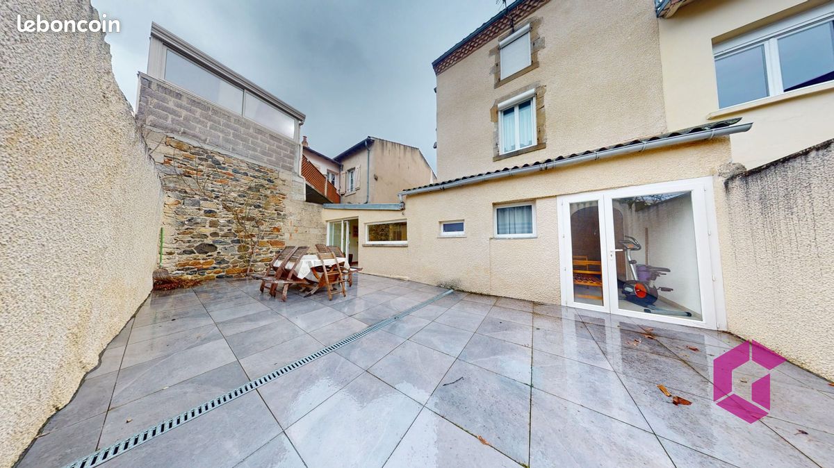 Maison 6 pièces 160 m² · à Issoire · 160 m² · 209 500 €