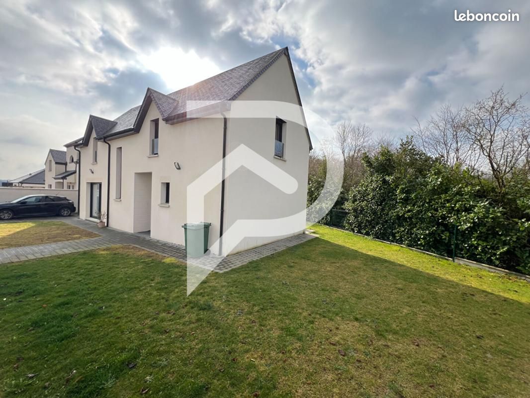 Maison 8 pièces 165 m² · à Garnay · 165 m² · 434 000 €