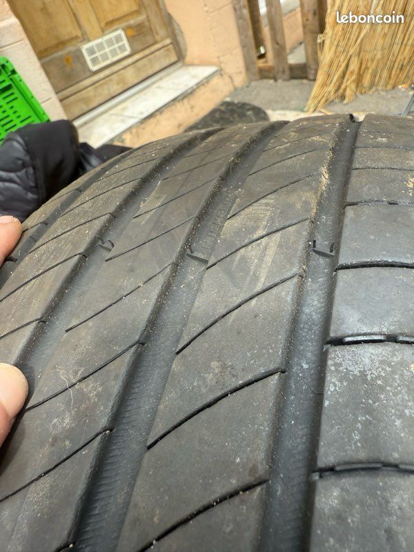 Pneu été Michelin 225/45/17 (image 2)
