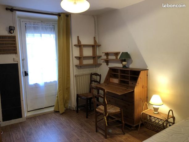 Chambre 1 pièce 16 m²