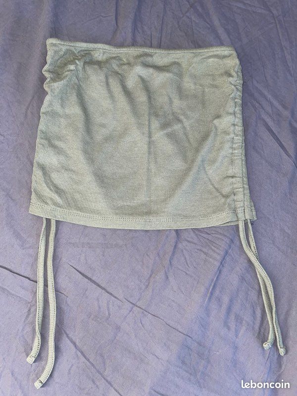 Crop top (image 1)