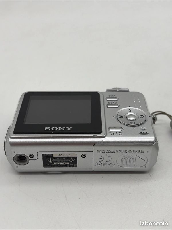 Appareil photo numérique compact Sony Cyber-Shot Cybershot Dsc-T7 S Silver