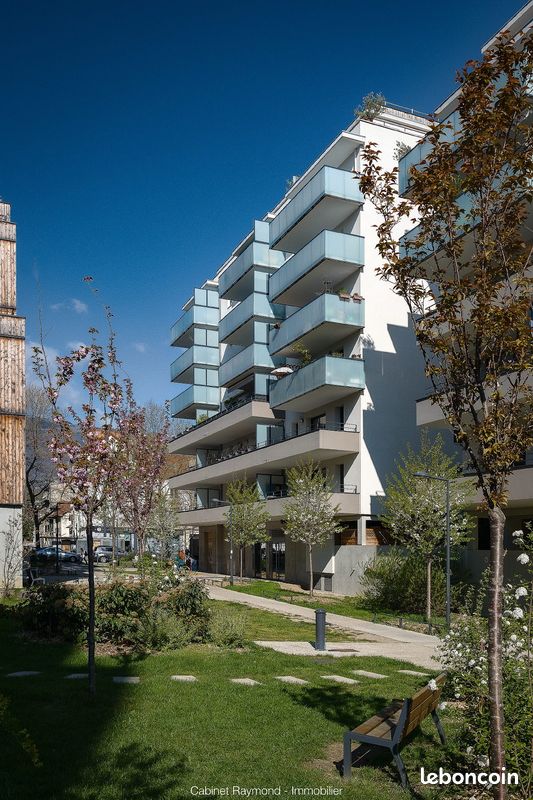 Appartement 4 pièces 87 m² · à Grenoble · 87 m² · 219 000 €