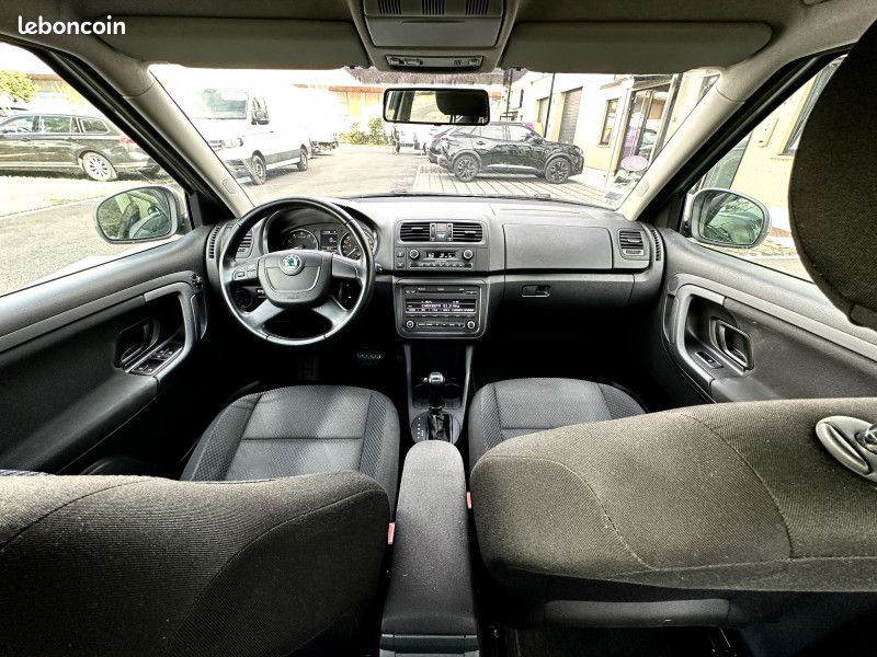 Skoda FABIA 1.2 TSI 105CH ELEGANCE2 DSG7 / 1ÈRE MAIN / REGULATEUR DE VITESSE / RADAR DE RECU (image 8)