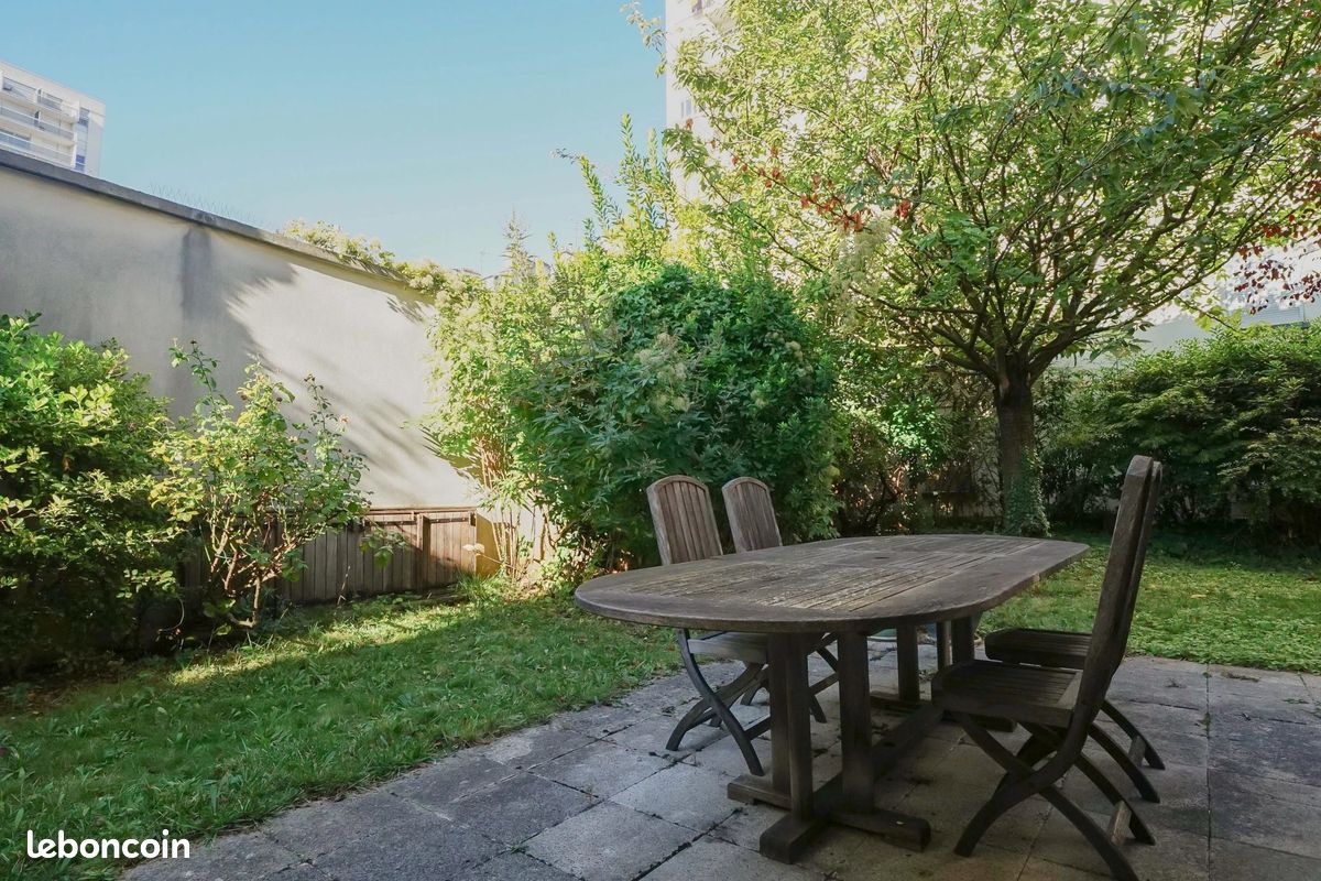 Appartement 6 pièces 195 m² · à Paris · 195 m² · 2 500 000 €