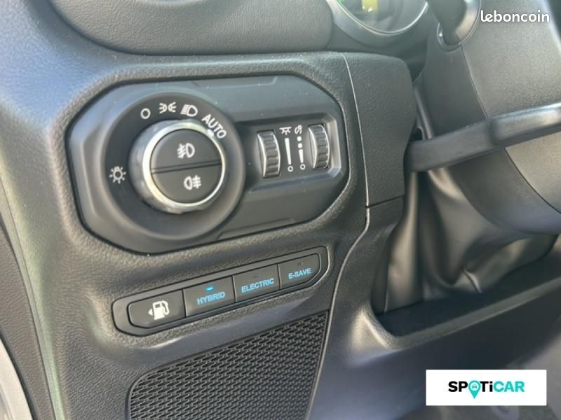 Jeep Wrangler Unlimited 2.0 T 380ch 4xe Overland Command-Trac MY23 (image 14)