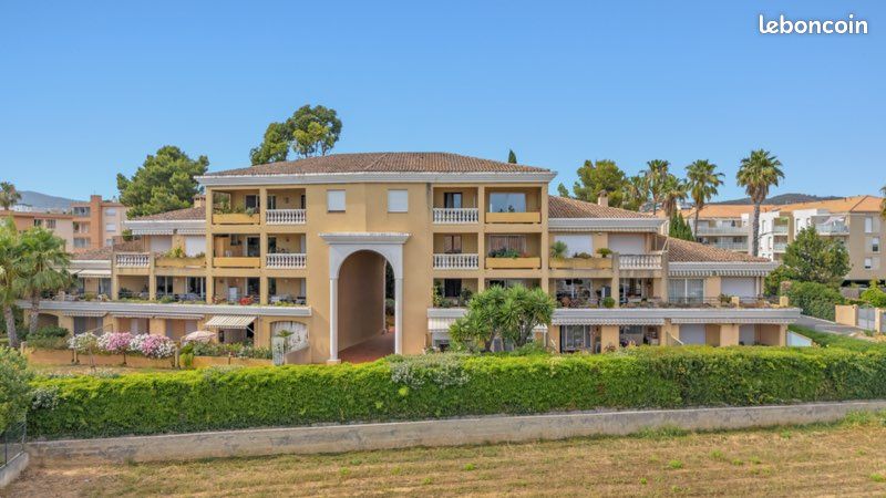 Appartement 4 pièces 91 m² · à Hyères · 91,2 m² · 419 000 €