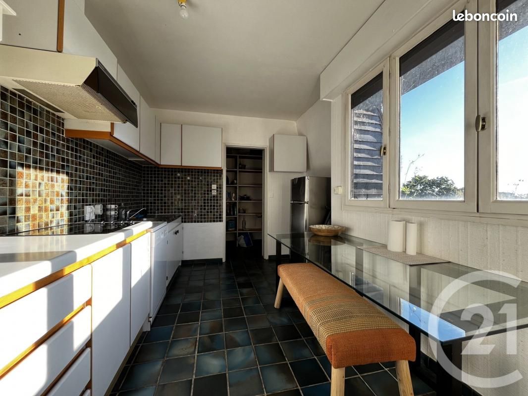 Appartement a louer beaune - 4 pièce(s) - 132 m2 - Surfyn