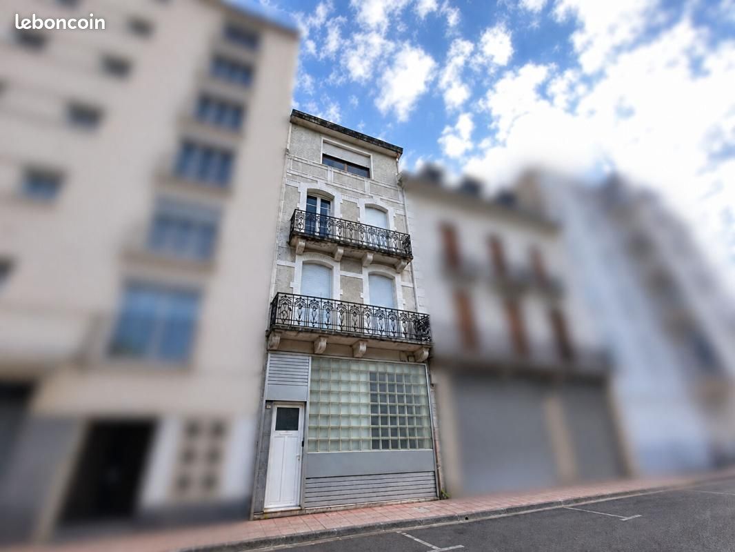 Maison 10 pièces 276 m² · à Lourdes · 276 m² · 91 500 €