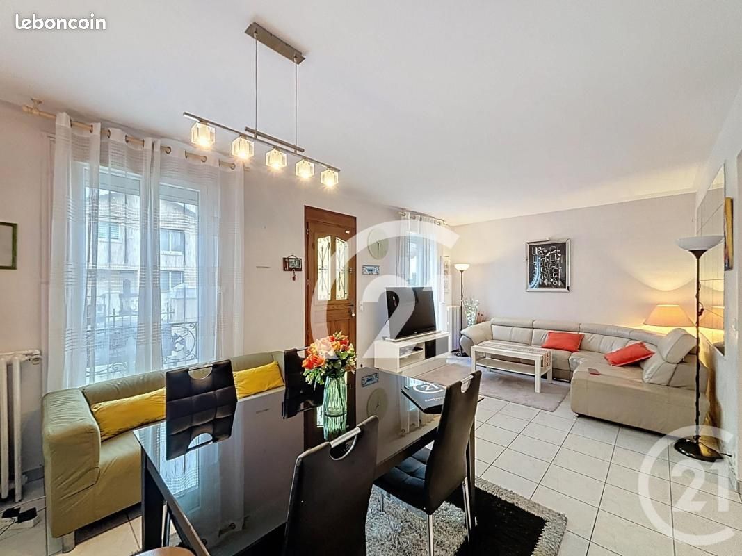 Maison 4 pièces 94 m² · à Villiers-le-Bel · 94 m² · 309 000 €