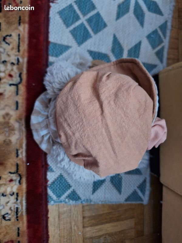 Peluche Ours Enéa peignoir Louise Mansen: Un Cadeau Idéal - La Maison De Judith