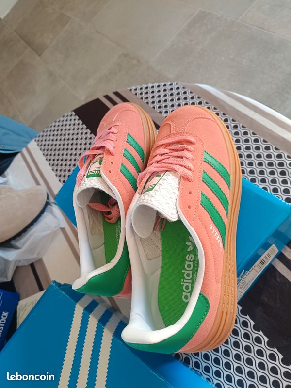 Chaussures adidas (image 4)