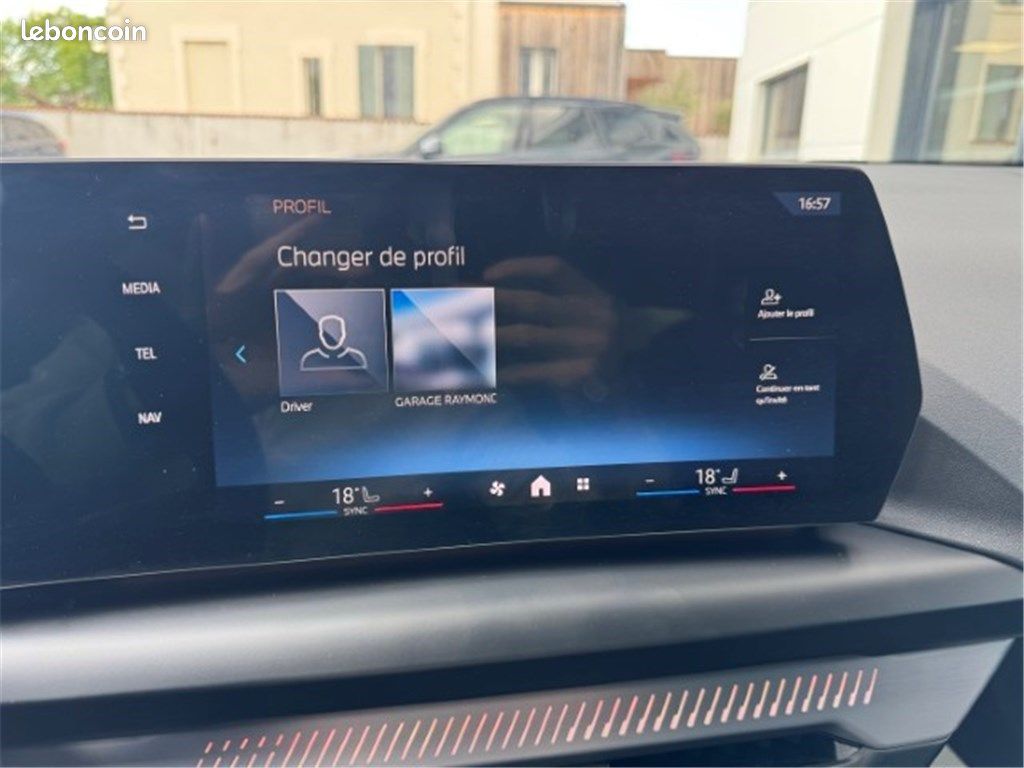 BMW Série 1 F70 120d 163 ch DKG7 M Sport Design (image 14)