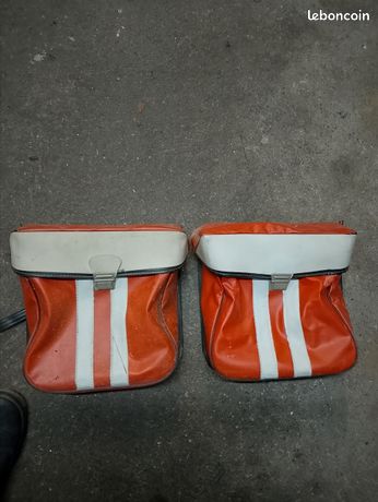 Sacoche mobylette et vélo a revoir Vélos