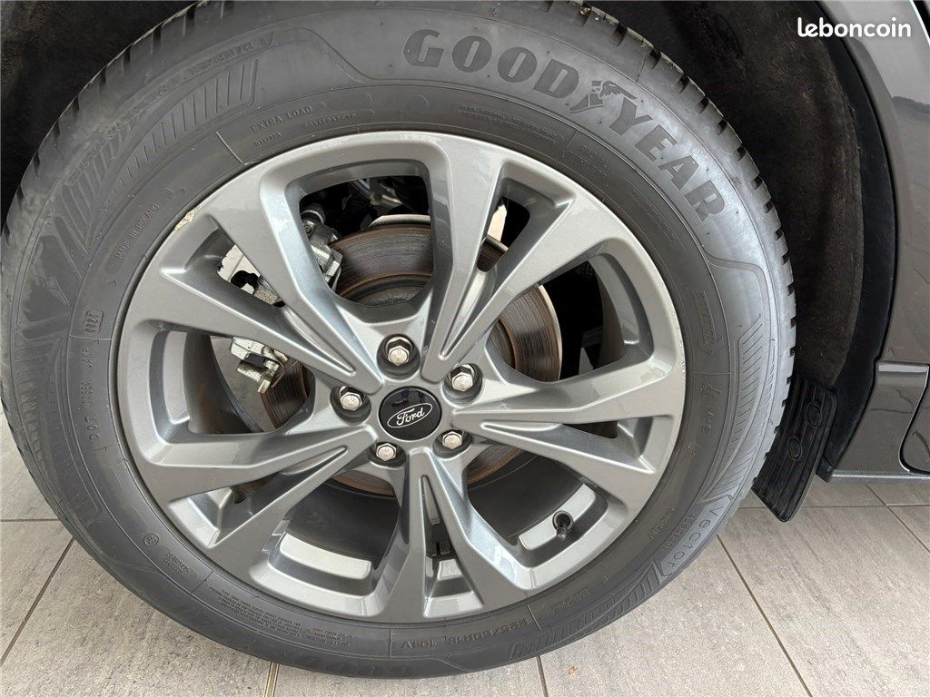 Ford Kuga III 2.5 DURATEC 190 CH FLEXIFUEL FHEV E85 POWERSHIFT ST-Line (image 9)