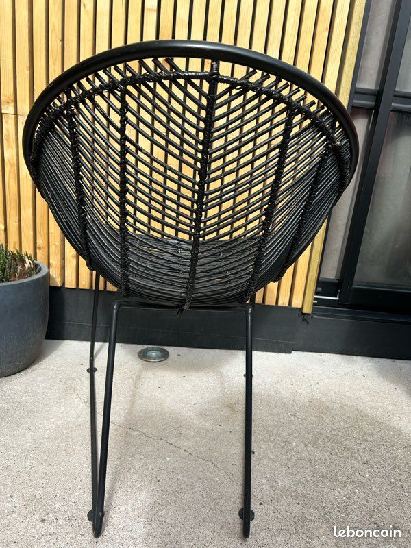 4 Fauteuils ronds rotin et métal noir (image 3)