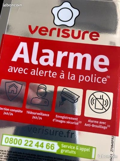 AUTOCOLLANT NEUF 4 x 2,5 cm Verisure Alarme 24h/24 millésime 2024 EUR 6