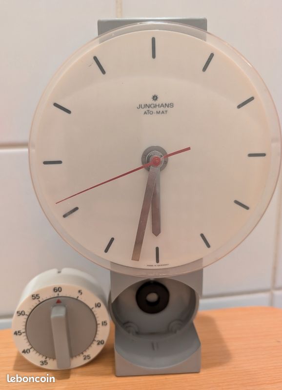 Horloge Mécanique De Chambre Noire Junghans Ancienne - 60 Minutes - Brille Dans Le Noir