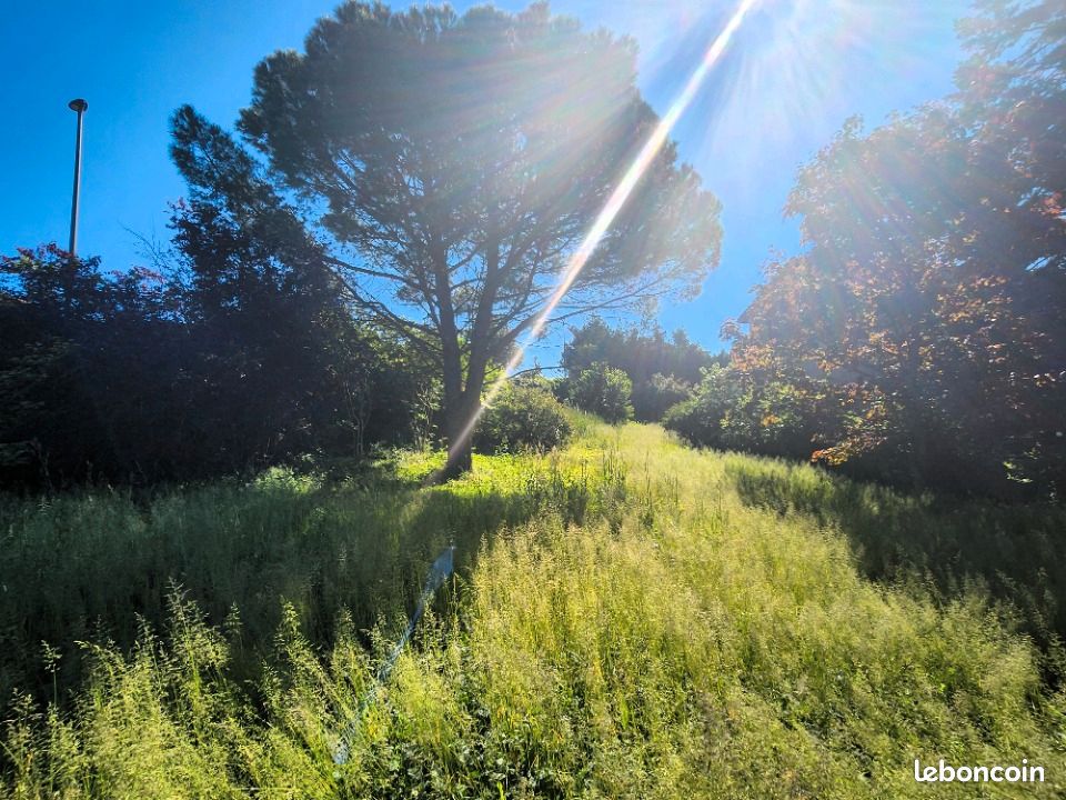 Terrain 420 m² Vaugneray · 170 000 €
