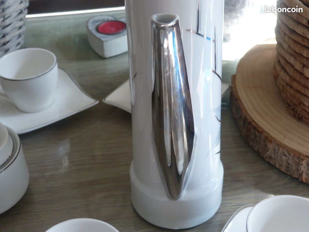 Service à café en porcelaine, 6 tasses et sous tasses (image 15)
