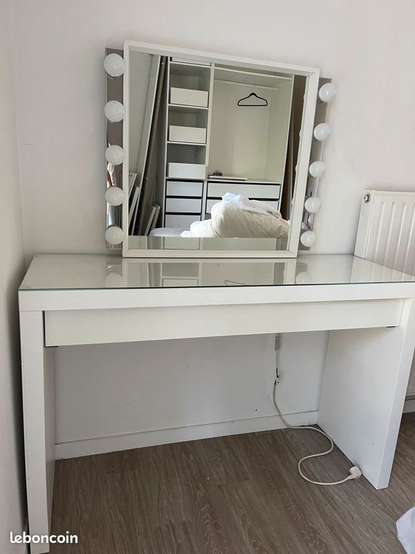 Coiffeuse IKEA (image 1)