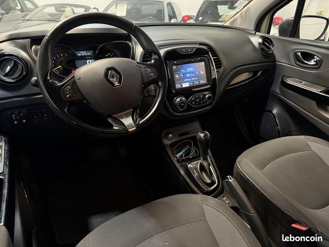 RENAULT CAPTUR 1.2 TCe - 120 - BV EDC Intens PHASE 1 (image 9)