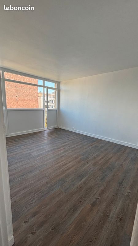 Appartement a louer garges-les-gonesse - 2 pièce(s) - 40 m2 - Surfyn