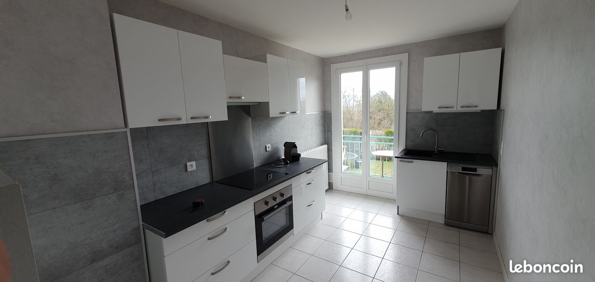 Appartement 4 pièces 76 m² · à Besançon · 76 m² · 980 €