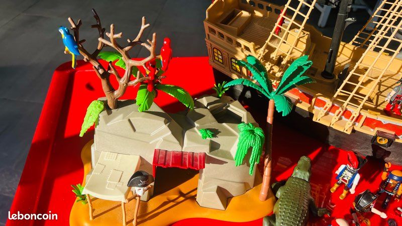 Playmobile bateau pirate avec île (image 4)