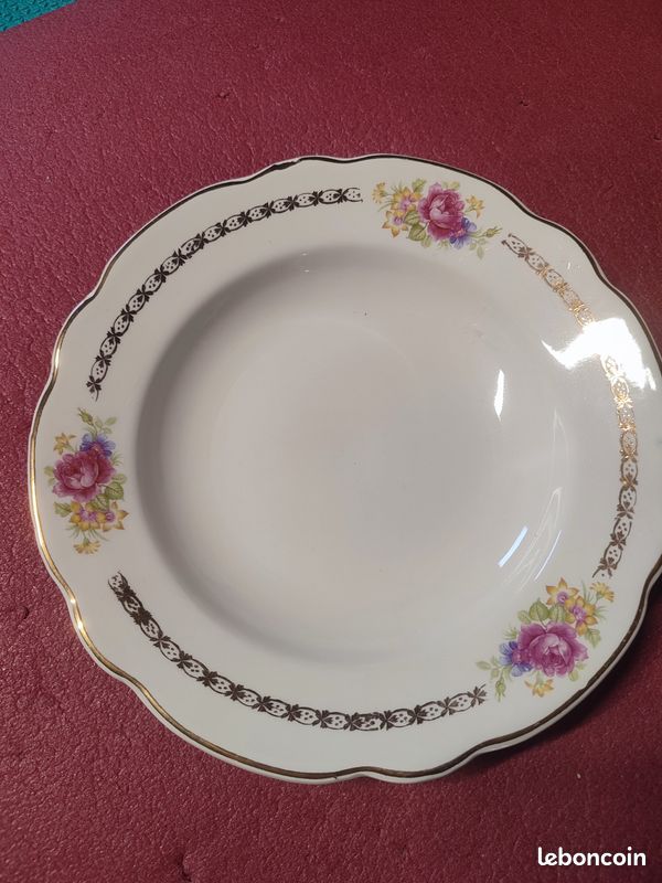 Lot assiettes creuses (image 1)